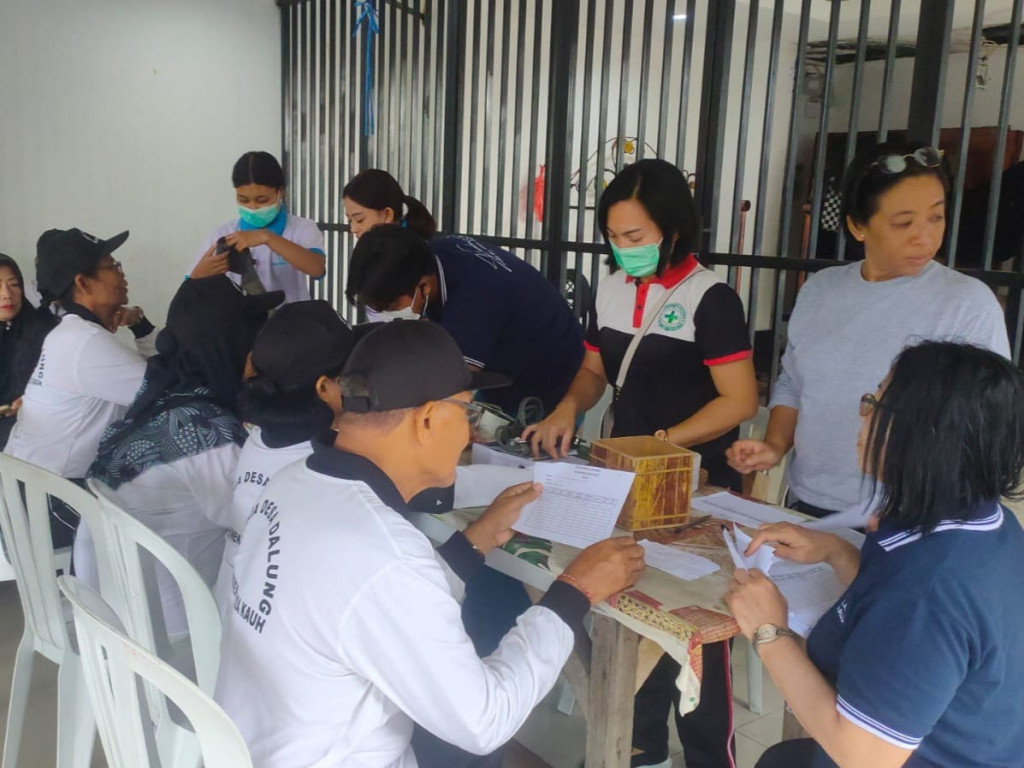 Penuh Semangat, Giat Rutin Posyandu Lansia Banjar Bhineka Nusa Kauh